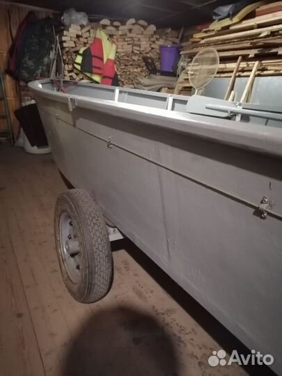 Продам лодку