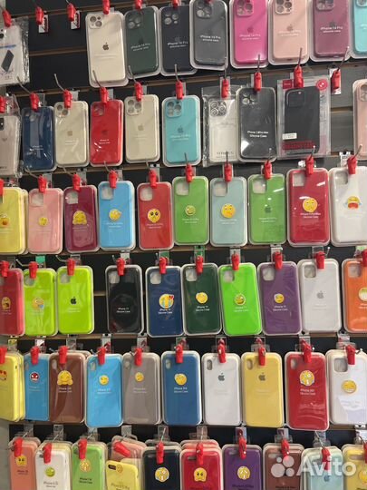 Чехол на iPhone