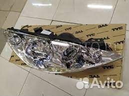 Фара правая Пежо 408