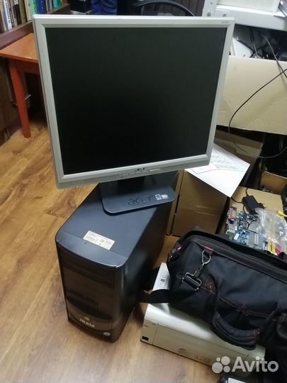 Системный блок и монитор 19