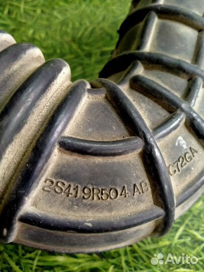 Патрубок воздушного фильтра для Форд Фокус 1 2003г