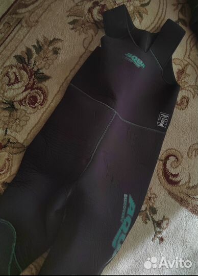 Гидрокостюм