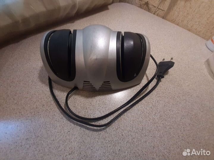 Точилка универсальная Rolsen. Торг уместен