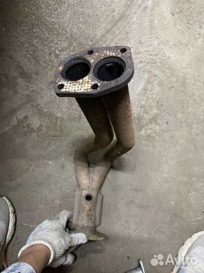 Приемная труба ваз 2110