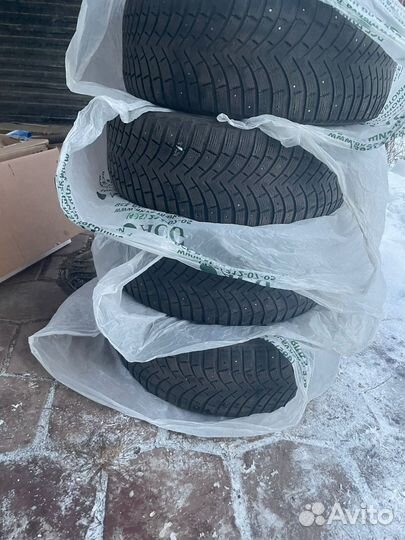 Michelin Latitude X-Ice 255/55 R18 T