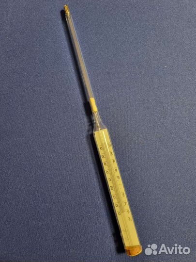 Продам термометр технический жидкостный