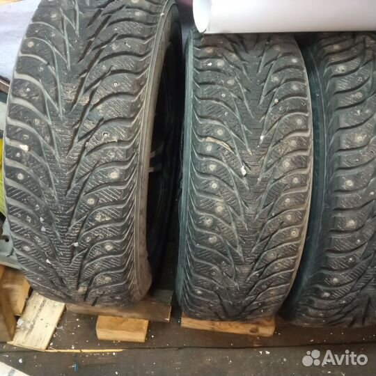 Yokohama 104ZR 205/60 R16