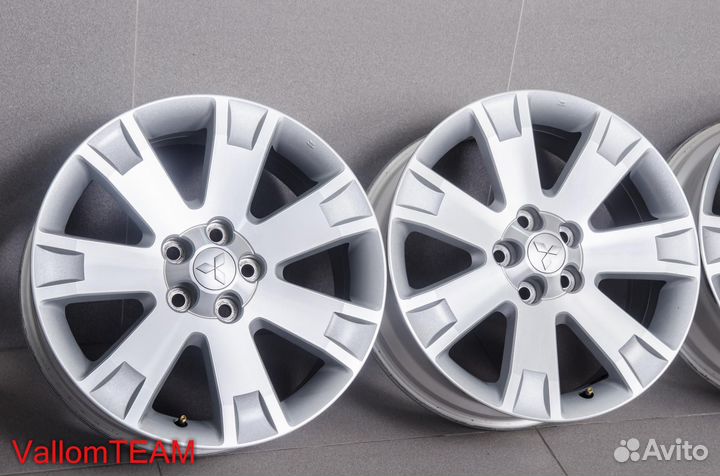 Лот UP31941447 Оригинальные 18-е диски mitsubishi