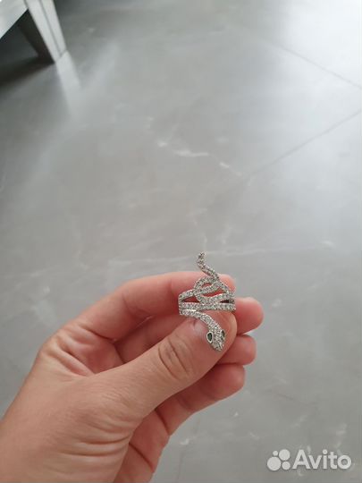 Bvlgari кольцо