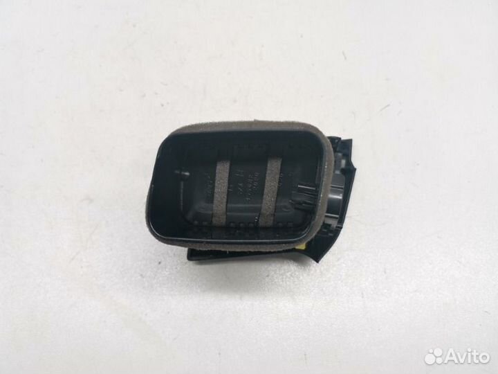 Дефлектор воздушный правый Toyota Rav4 CA40 2.0