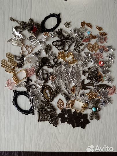 Металлический декор для рукоделия