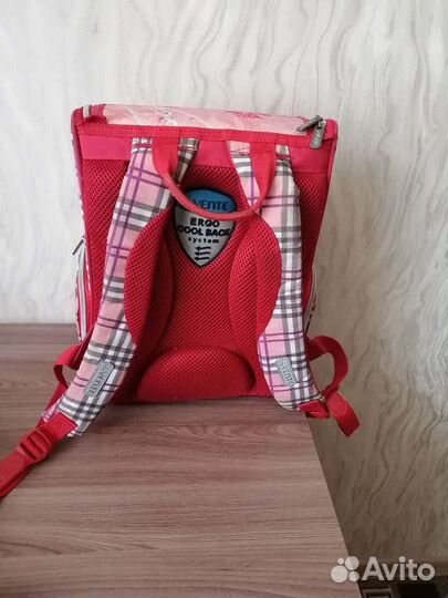 Ранец школьный для девочки