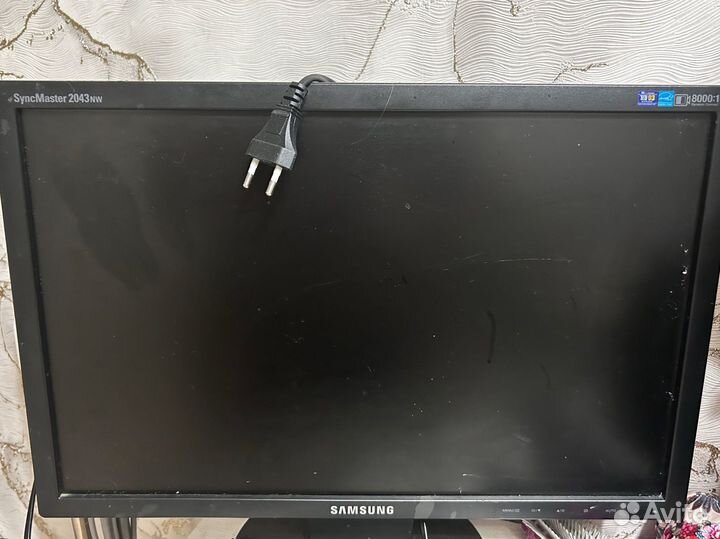 Монитор Samsung