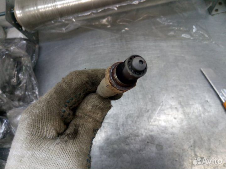 Датчик кислородный левый Ford Focus 3 седан 1.6L