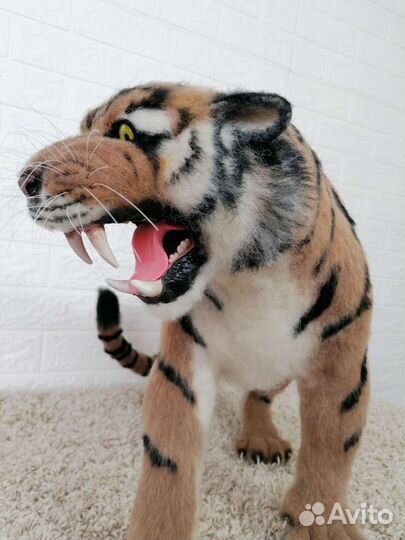 Скульптура тигра