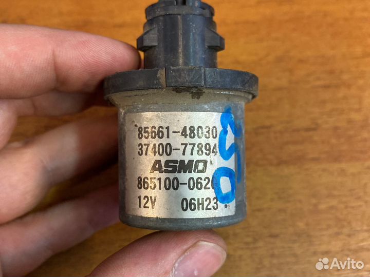 Lexus Корректор фары б/у