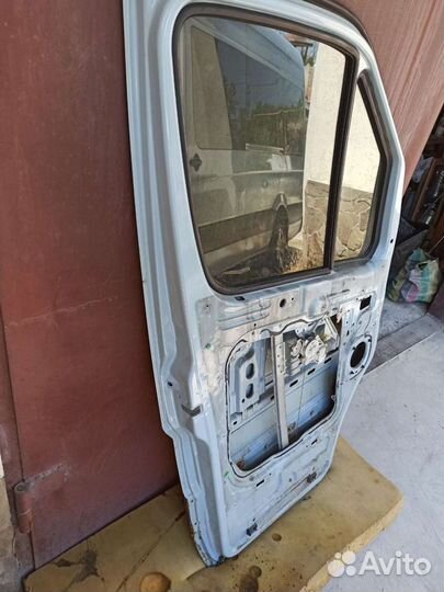 Дверь передняя боковая MB Sprinter w906 VW Crafter