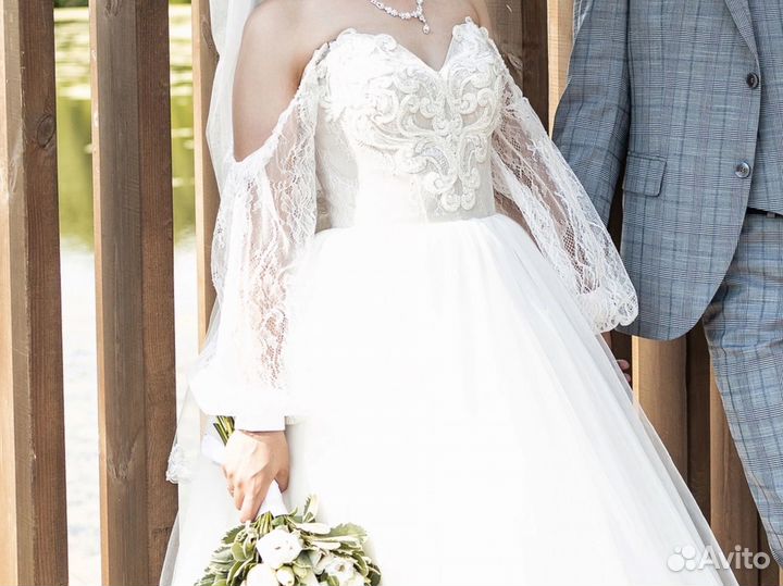 Свадебное платье