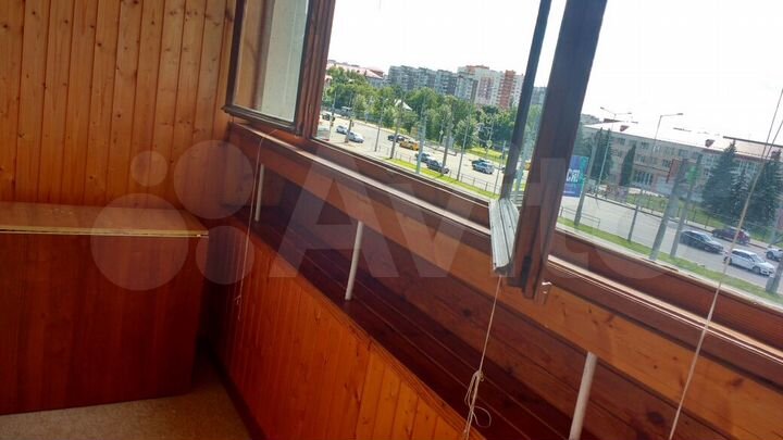 2-к. квартира, 54 м², 3/9 эт.