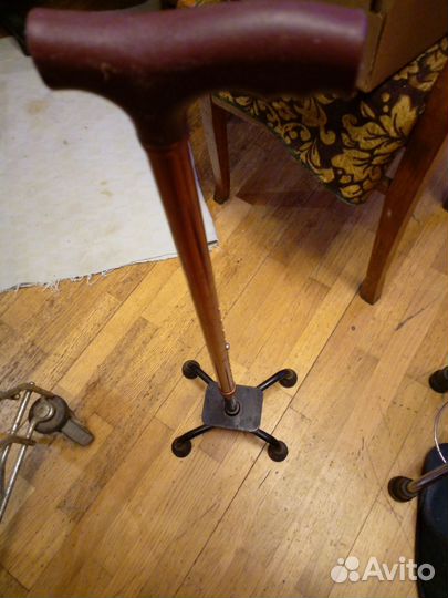 Трость 4х опорная