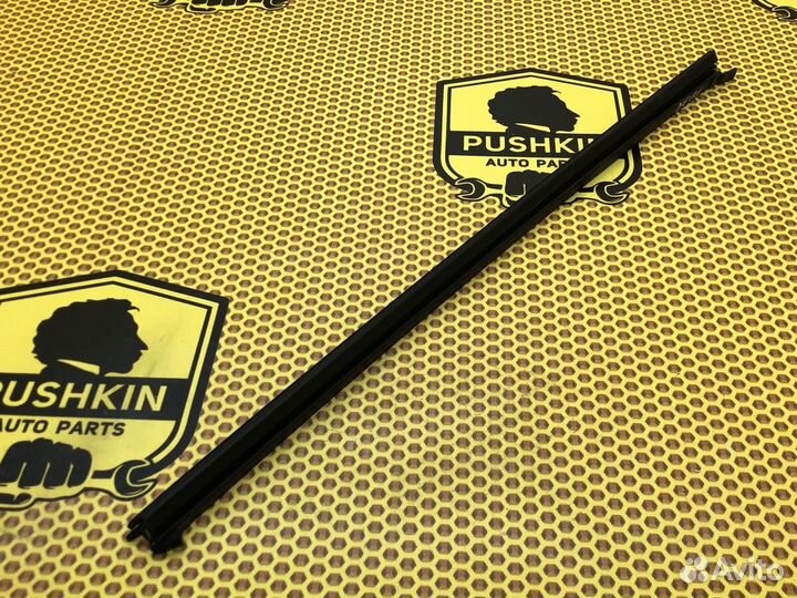 Бархотка стекла двери внутренняя задняя правая