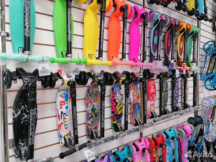 Самокат детский трехколесный новый