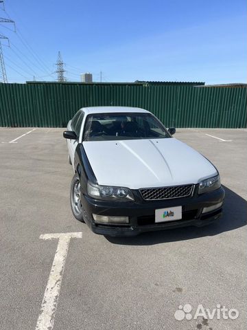 Nissan Laurel 2.5 AT, 1999, 300 000 км