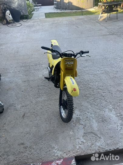 Suzuki jr80
