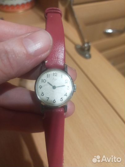 Часы механические