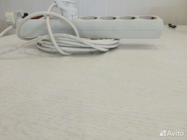 Удлинители на 2,3,6 розеток