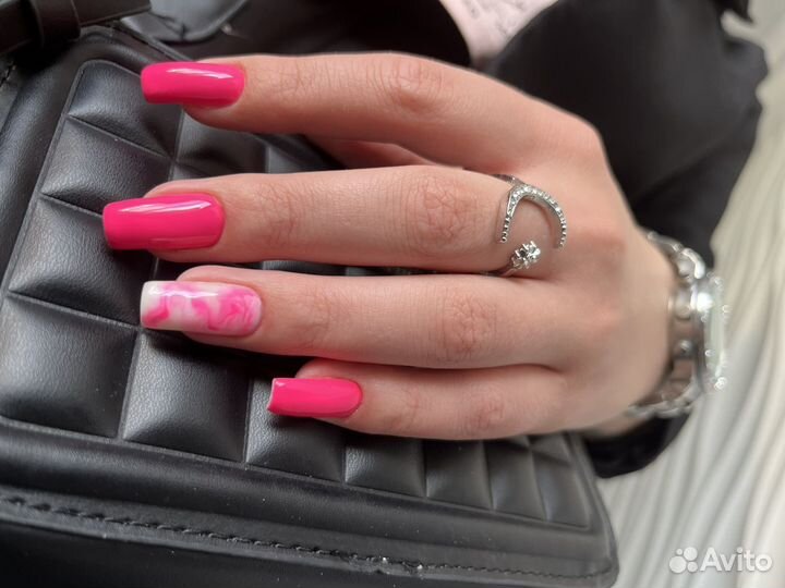 Наращивание ногтей, маникюр, педикюр