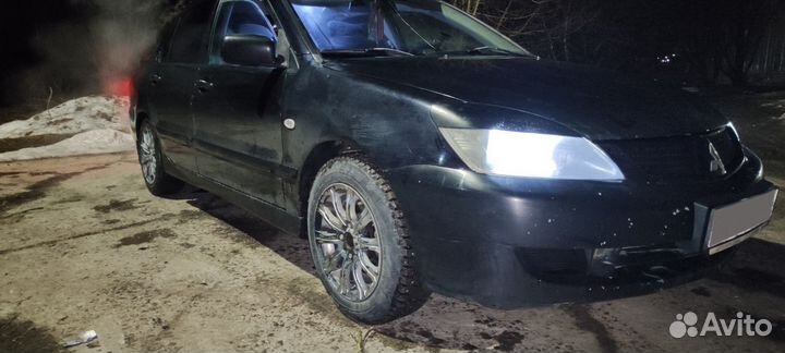 Mitsubishi Lancer 1.6 МТ, 2006, 270 000 км
