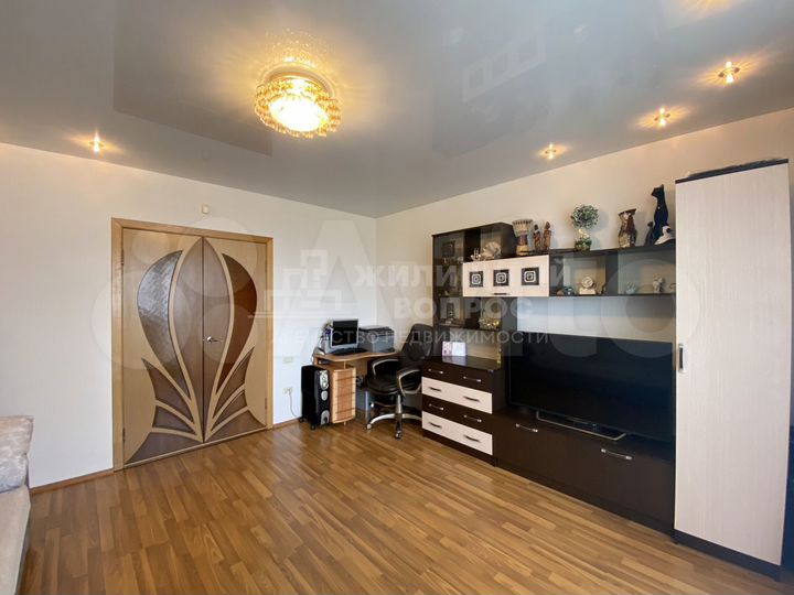 2-к. квартира, 56,5 м², 6/10 эт.