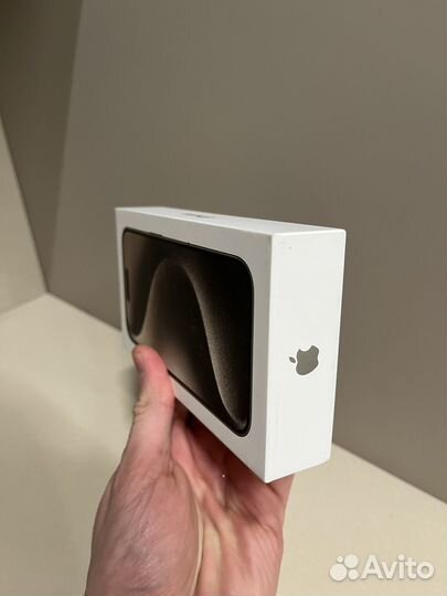 iPhone 15 Pro, 128 ГБ