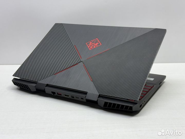 Игровой ноутбук HP Omen GTX 1650 i5 - 9300 8/128