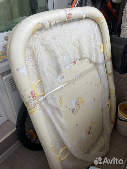 Манеж детский складной