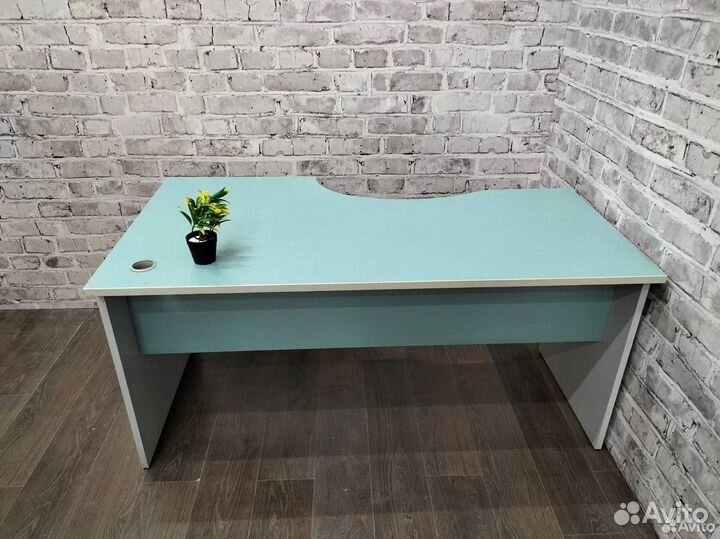Письменный компьютерный стол для дома и офиса