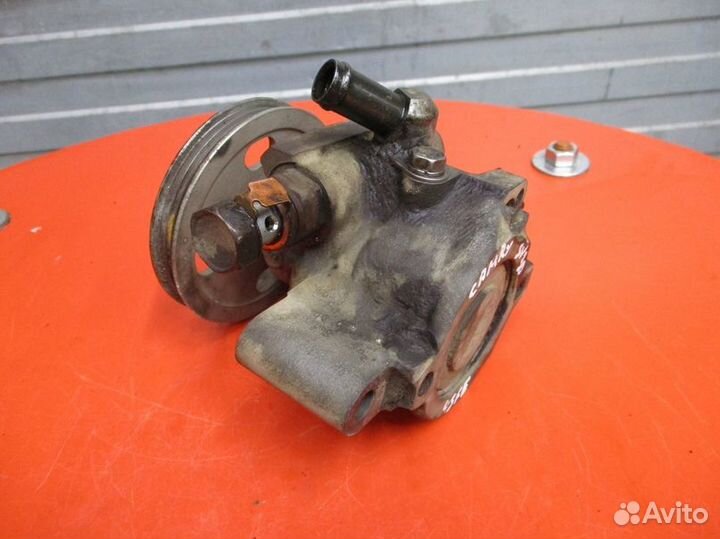 Насос гидроусилителя Toyota Camry SV30 4SFE