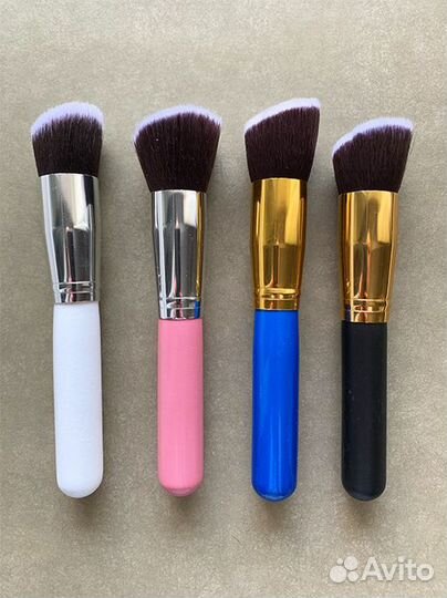 Кисти для макияжа новые