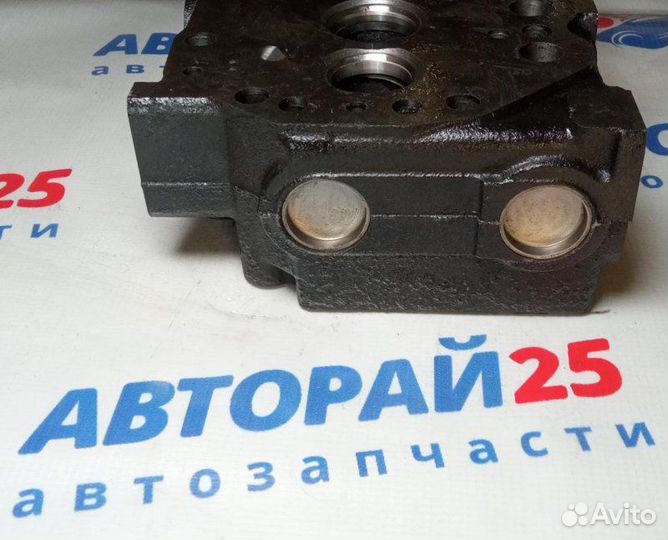 Головка блока цилиндров пустая Nissan TD42