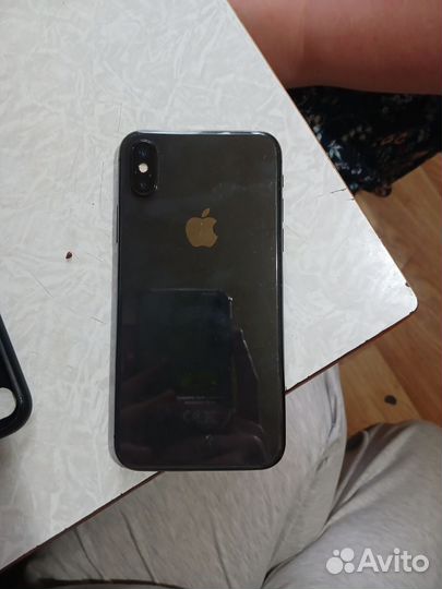 iPhone X, 64 ГБ