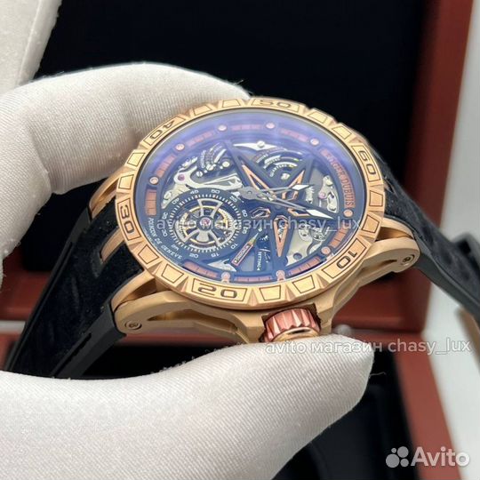 Часы Roger Dubuis Excalibur