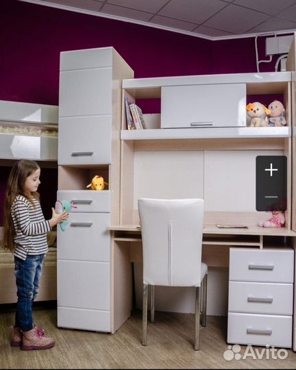 Стол компьютерный