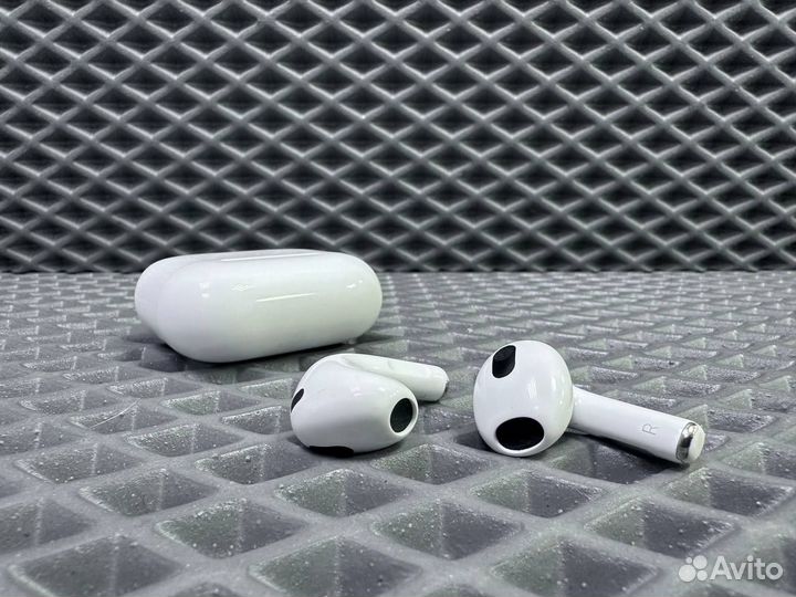 Беспроводные наушники Apple AirPods 3 (18)