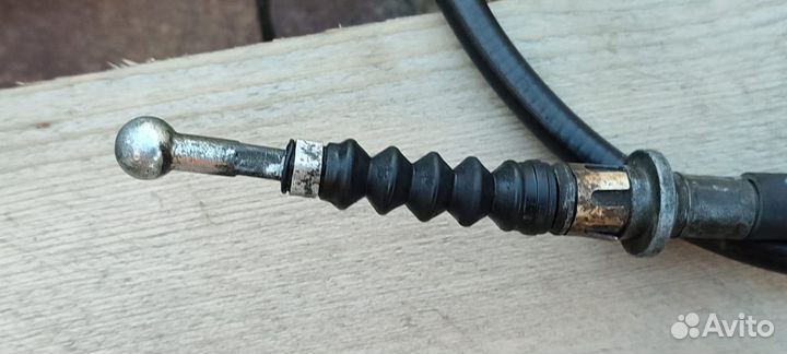 Трос стояночного тормоза Toyota Corolla E15