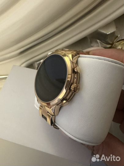 Умные часы michael kors