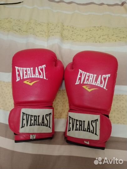 Боксерские перчатки 12 oz everlast