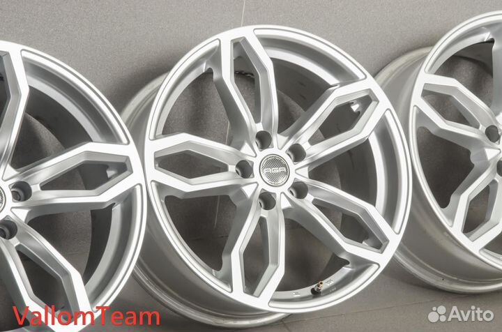 Лот M67345 Фирменные 18-е диски AGA targa