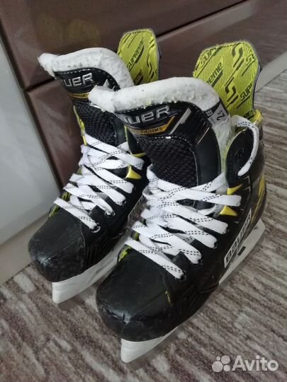Хоккейные коньки bauer
