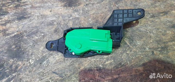 Активатор замка крышки бензобака Kia Sportage 201